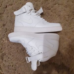 White high top air force ones